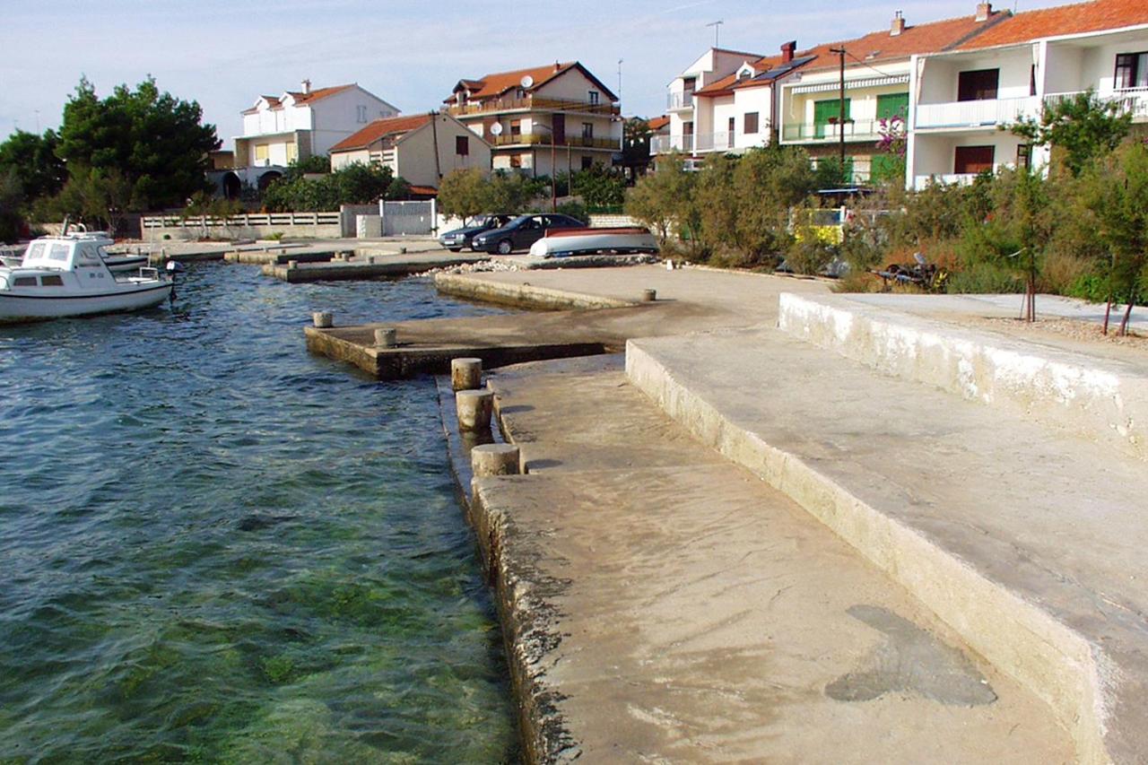 Apartments By The Sea Brodarica, Sibenik - 13615 المظهر الخارجي الصورة