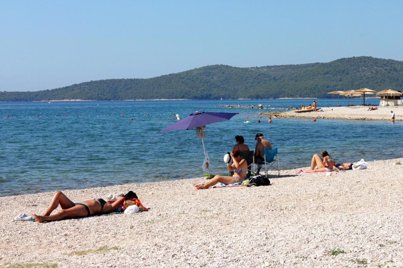 Apartments By The Sea Brodarica, Sibenik - 13615 المظهر الخارجي الصورة