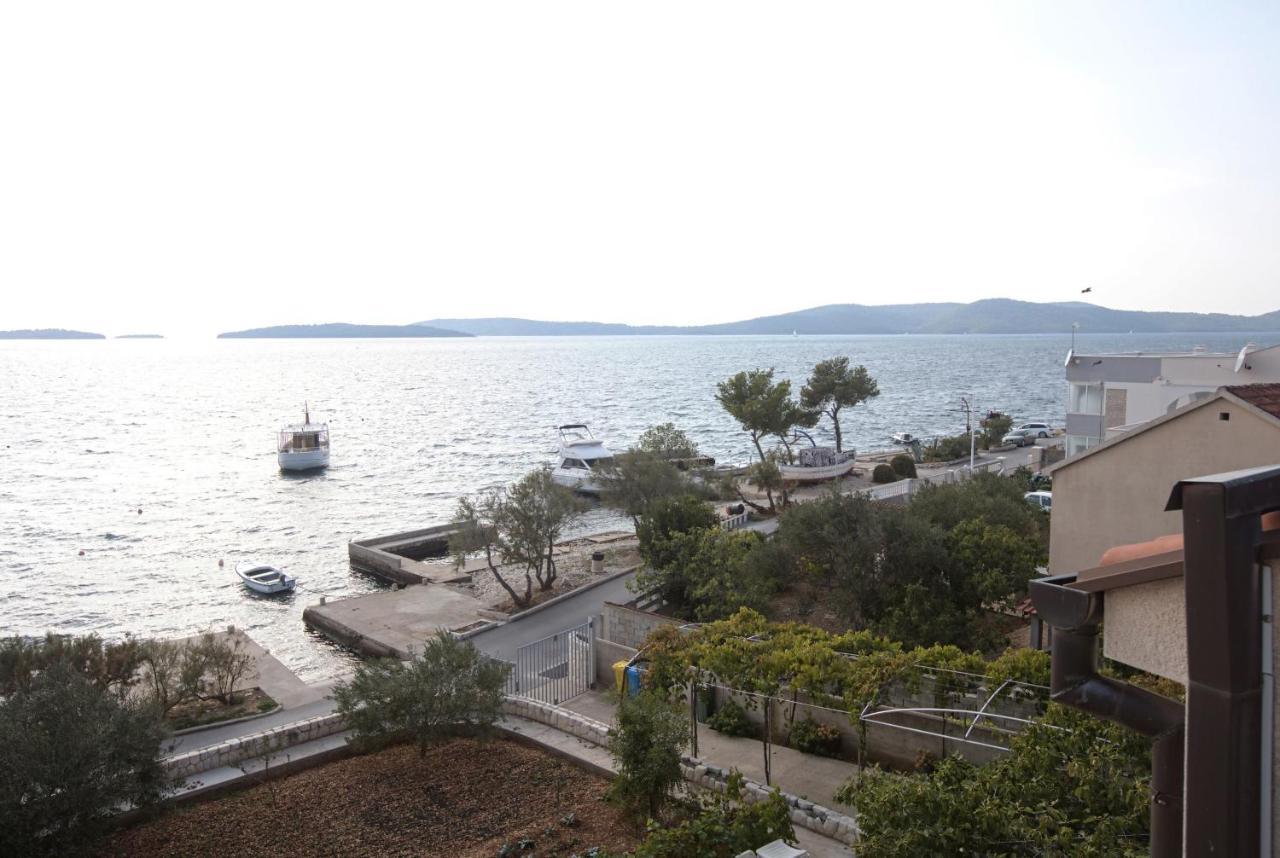 Apartments By The Sea Brodarica, Sibenik - 13615 المظهر الخارجي الصورة