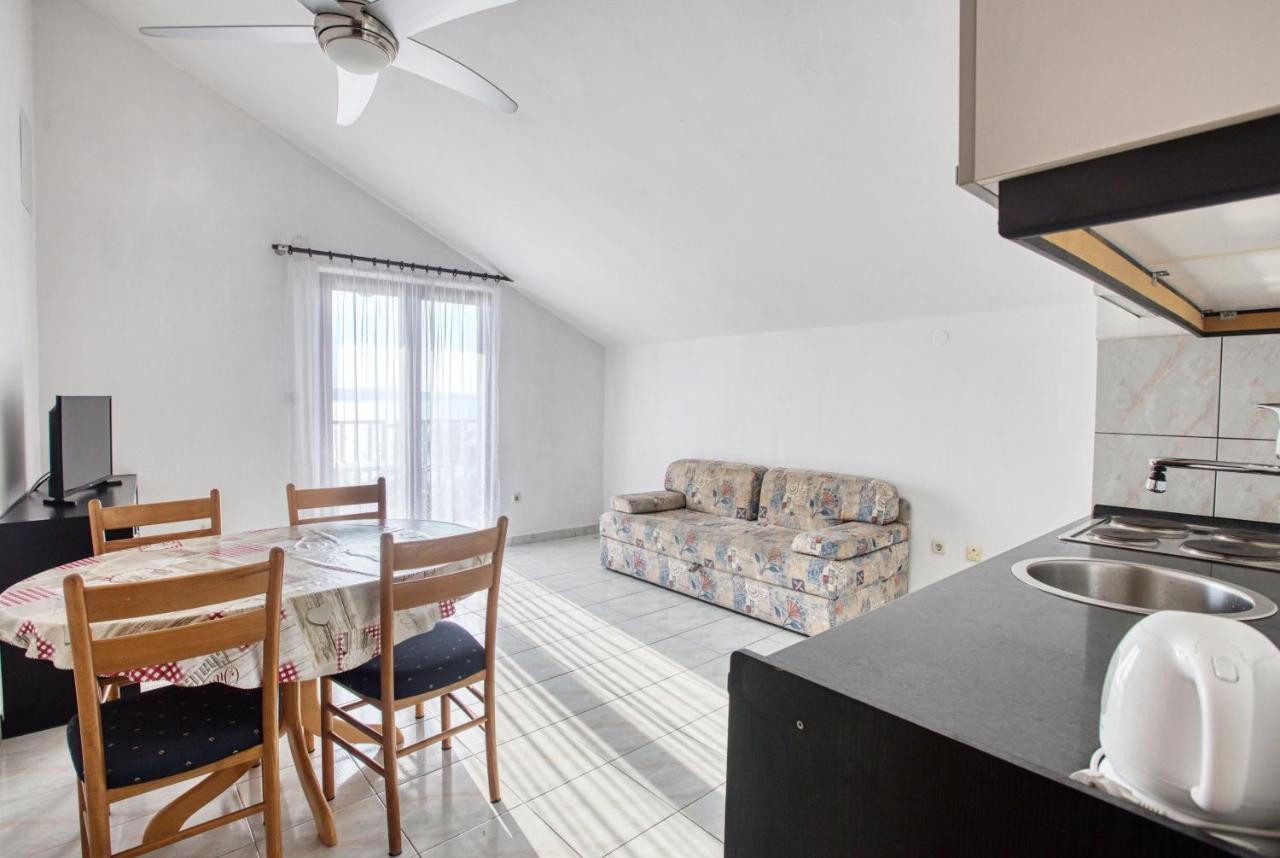 Apartments By The Sea Brodarica, Sibenik - 13615 المظهر الخارجي الصورة