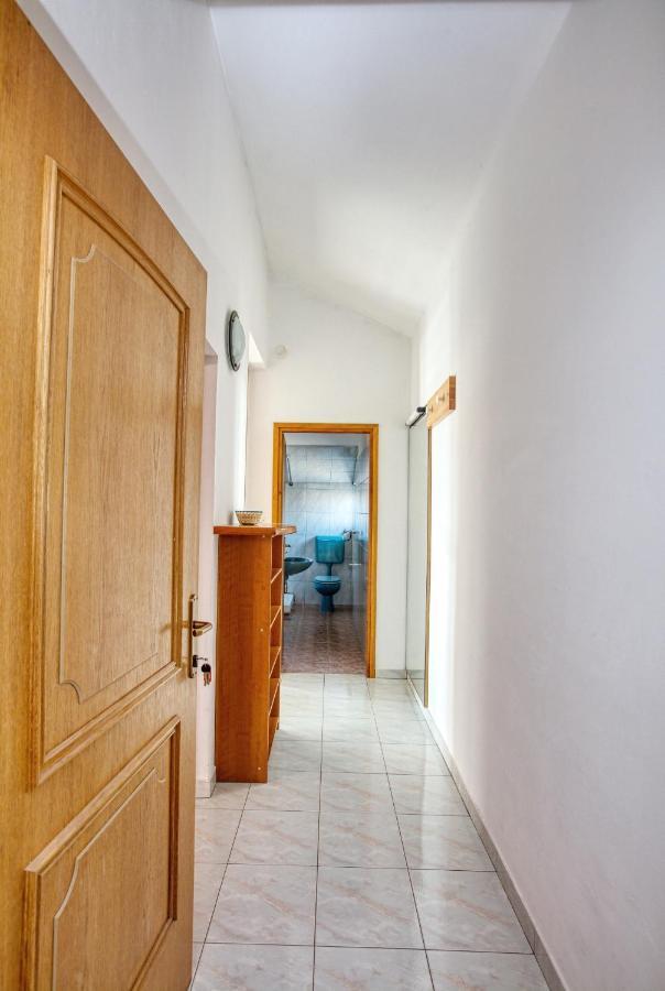 Apartments By The Sea Brodarica, Sibenik - 13615 المظهر الخارجي الصورة