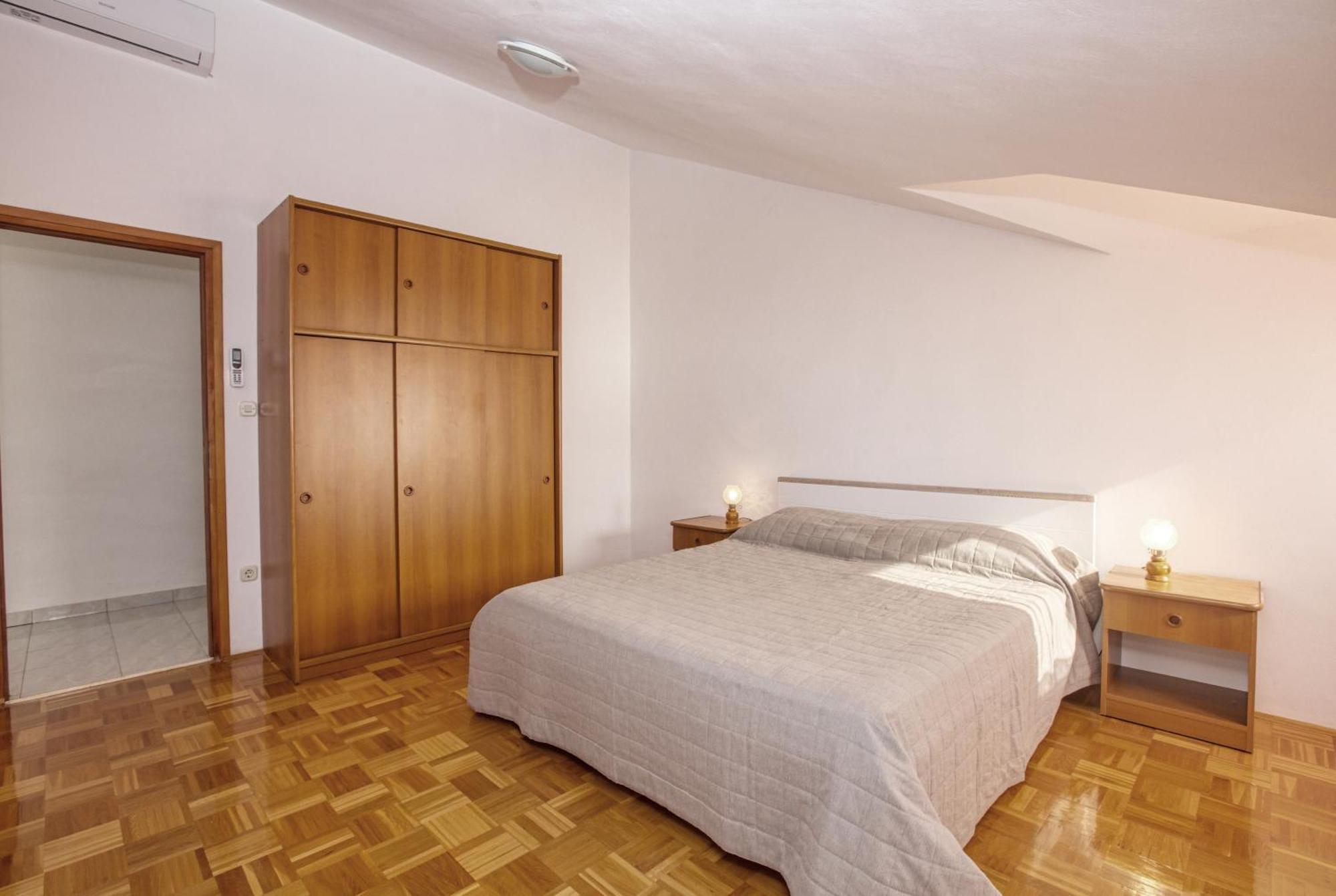 Apartments By The Sea Brodarica, Sibenik - 13615 الغرفة الصورة