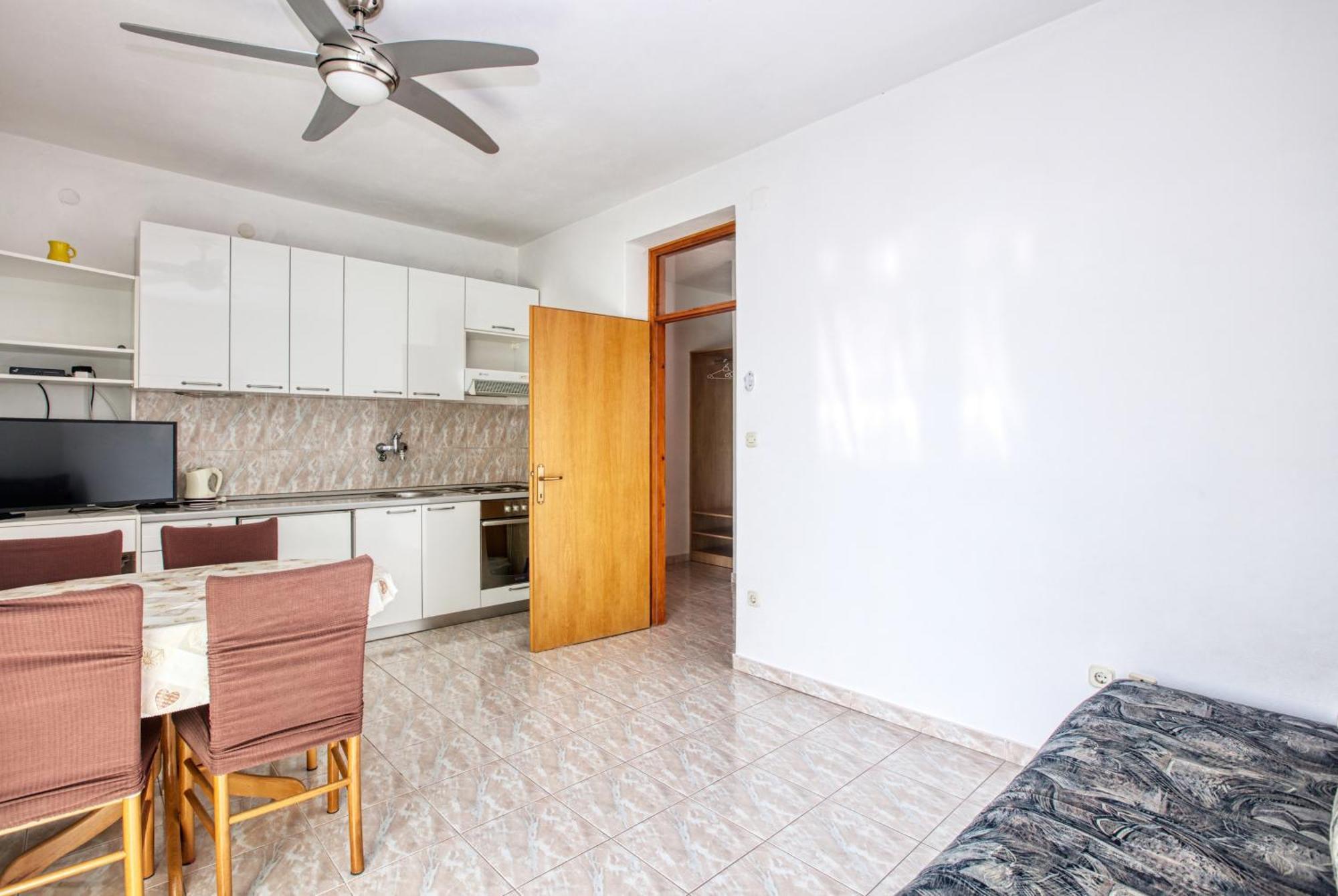 Apartments By The Sea Brodarica, Sibenik - 13615 الغرفة الصورة